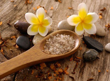 立夏节气比较适合成都丝袜按摩